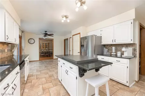 6661 Big Spring Ave NE, Canton, OH 44721 photo 10