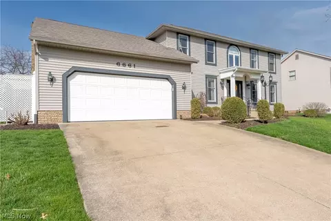 6661 Big Spring Ave NE, Canton, OH 44721 photo 2
