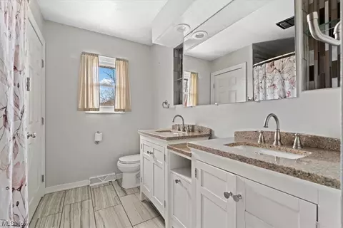 Bath - 85 Fleming Dr, Vincent, OH 45784 photo 1 of 2