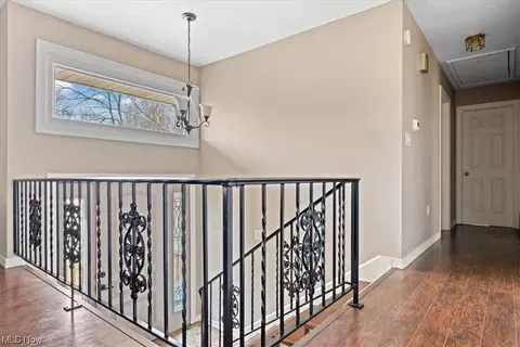 Entry Way - 85 Fleming Dr, Vincent, OH 45784 photo 2 of 3