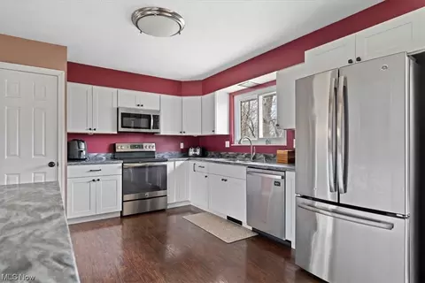 Kitchen - 85 Fleming Dr, Vincent, OH 45784 photo 2 of 4