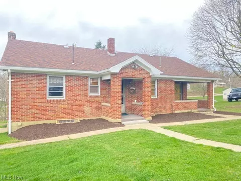1772 Bantam Ridge Rd, Wintersville, OH 43953