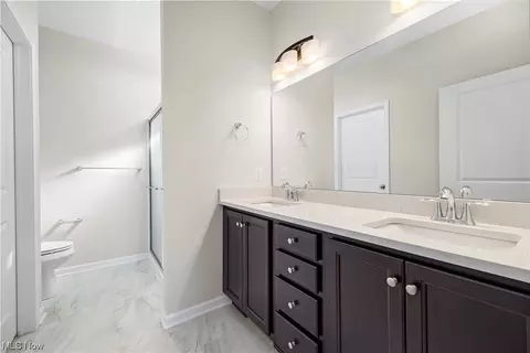 Bath - 101 W Spring Dr, Elyria, OH 44035 photo 1 of 2