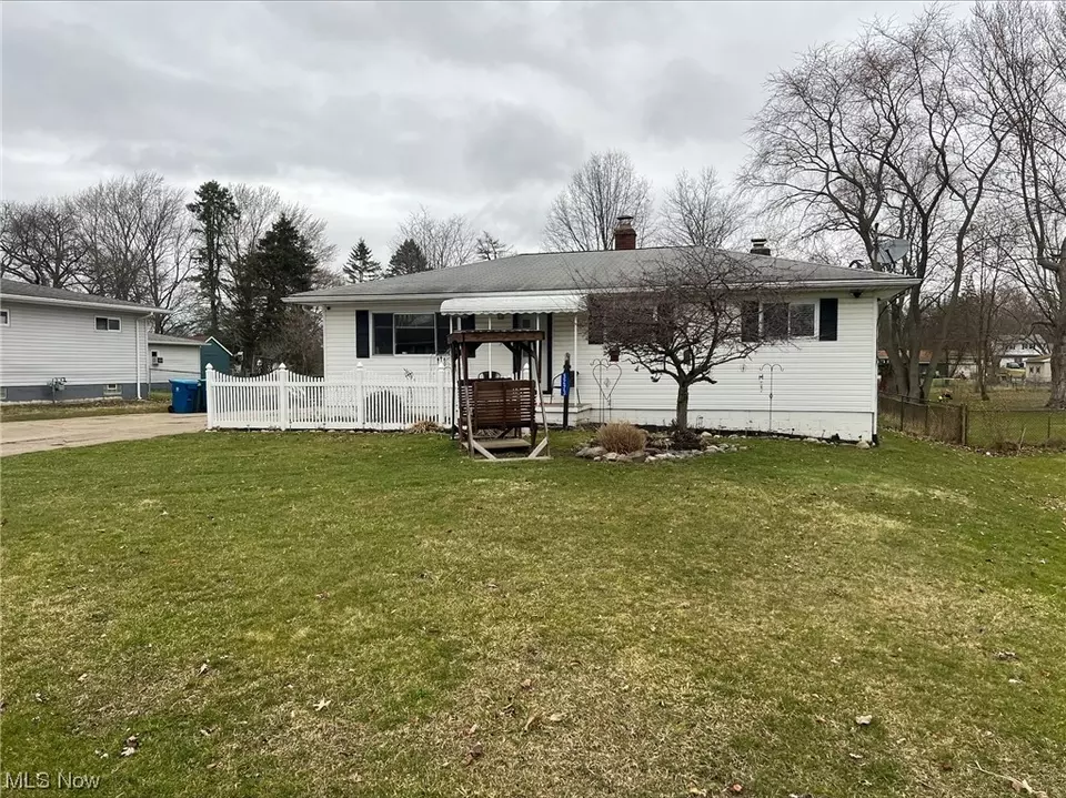 3273 Avis Rd, Akron, OH 44312 3 Photos Movoto