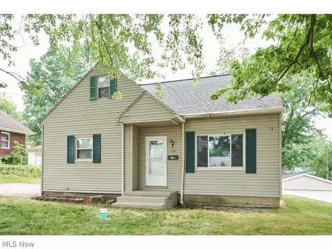 186 E Baird Ave, Barberton, OH 44203