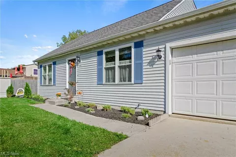 Exterior - 114 Wynn Ave, Elyria, OH 44035 photo 7 of 11