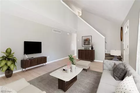 Living - 114 Wynn Ave, Elyria, OH 44035 photo 2 of 3