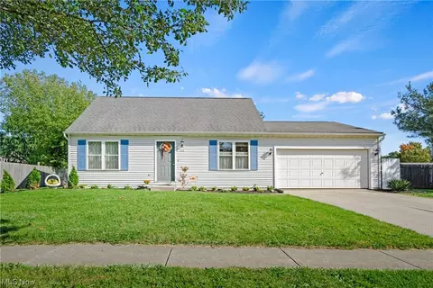Exterior - 114 Wynn Ave, Elyria, OH 44035 photo 2 of 11