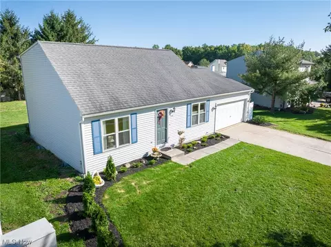 Exterior - 114 Wynn Ave, Elyria, OH 44035 photo 9 of 11