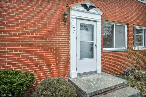 Exterior - 471 Clearview Dr #E17, Euclid, OH 44123 photo 6 of 7