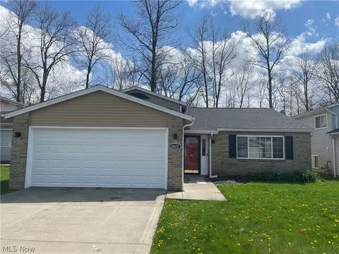 22412 Vera St, Warrensville Heights, OH 44128