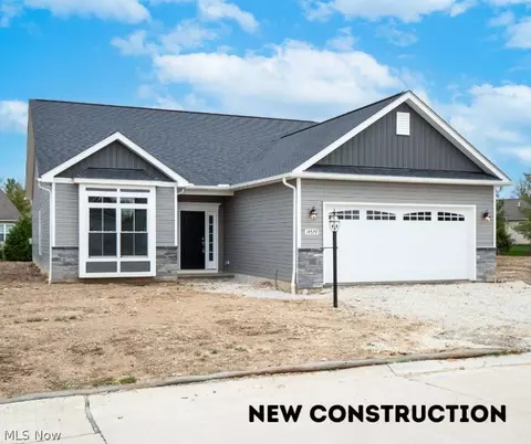 14579 Baywood Ln, Strongsville, OH 44136