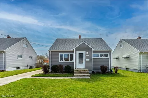 15693 Hummel Rd, Brook Park, OH 44142