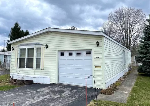 8701 Mayfield Rd #126, Chesterland, OH 44026