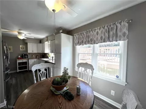 Dining - 775 Brookfield Ave, Boardman, OH 44512 photo 3 of 3