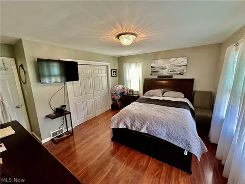 Bedroom - 775 Brookfield Ave, Boardman, OH 44512 photo 2 of 5