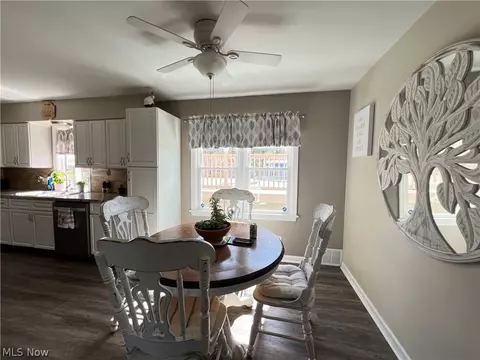 Dining - 775 Brookfield Ave, Boardman, OH 44512 photo 1 of 3