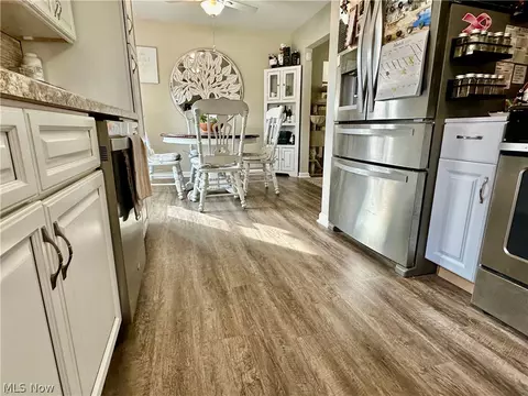 Kitchen - 775 Brookfield Ave, Boardman, OH 44512 photo 5 of 5
