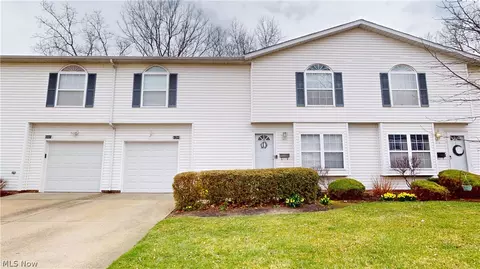 6796 Havenhurst Ct, Mentor, OH 44060