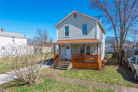 3135 Camden Ave, Lorain, OH 44055