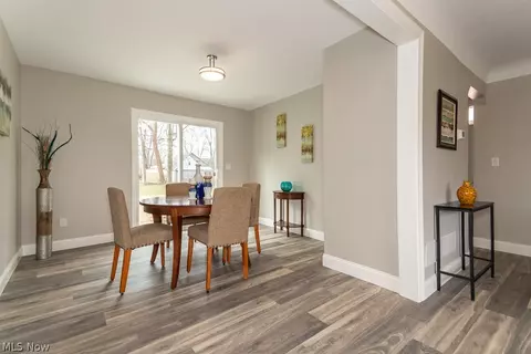 Dining - 7380 Hawk Ave, Mentor, OH 44060 photo 2 of 4