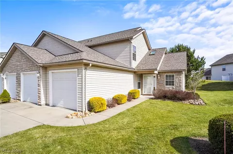 4647 Creekside Dr, Kent, OH 44240