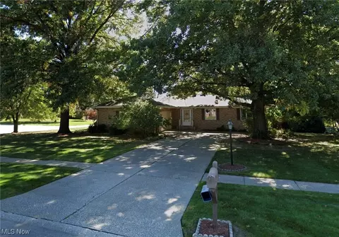 3482 Shovee Ct, Brunswick, OH 44212