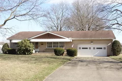 4957 Will Dr, New Franklin, OH 44319