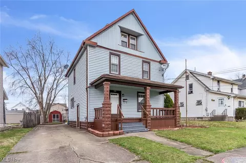 106 E Howard St, Girard, OH 44420