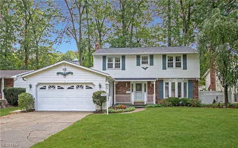 4465 Michael Ave, North Olmsted, OH 44070