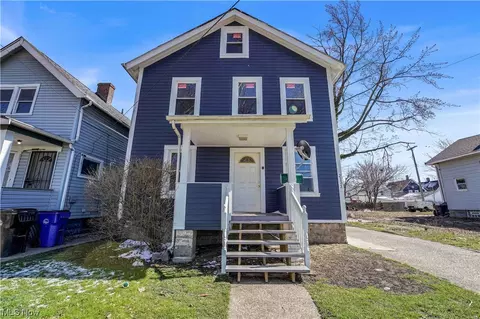 2103 W 106th St, Cleveland, OH 44102
