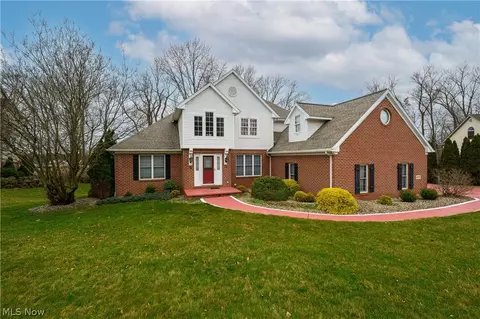 3579 Vineyard Ave NW, Canton, OH 44708