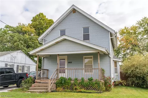 2802 Harmont Ave NE, Canton, OH 44705