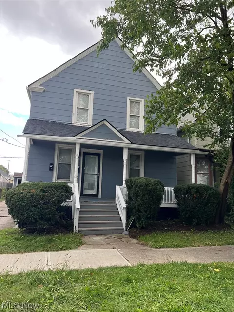 3421 W 65 St, Cleveland, OH 44102
