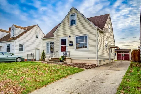 5903 Gilbert Ave, Parma, OH 44129