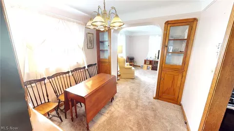 451 E 270th St, Euclid, OH 44132 photo 7