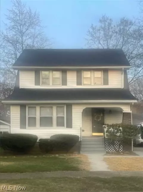 2111 16th St, Cuyahoga Falls, OH 44223