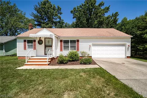 30021 Jackson Ave, Wickliffe, OH 44092