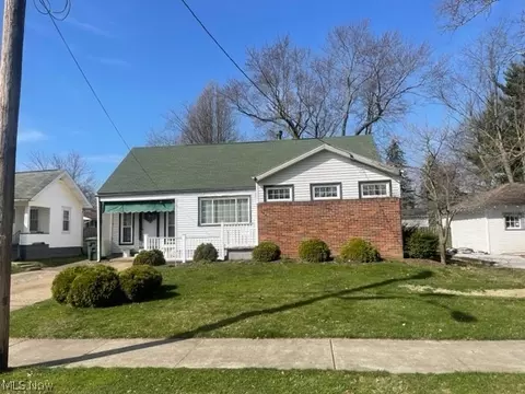 2641 Baldwin Ave NE, Canton, OH 44705