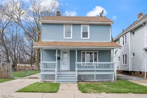 3106 W 110th St, Cleveland, OH 44111