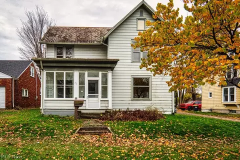 759 E 6th St, Salem, OH 44460