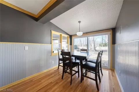 Dining - 508 Washington Ave, Elyria, OH 44035 photo 2 of 5