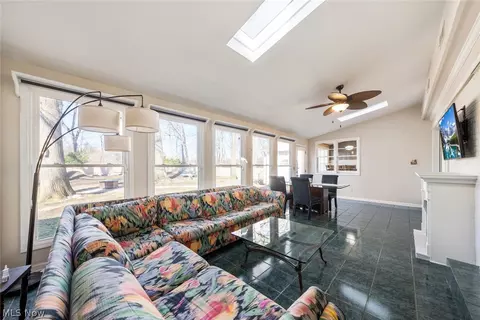 Other - 508 Washington Ave, Elyria, OH 44035 photo 5 of 10