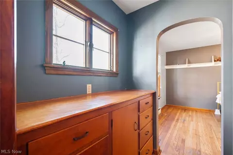 Entry Way - 508 Washington Ave, Elyria, OH 44035 photo 3 of 5