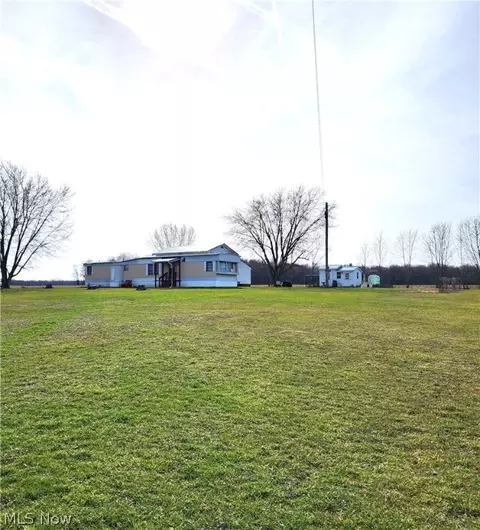 5881 State Route 193, Andover, OH 44003