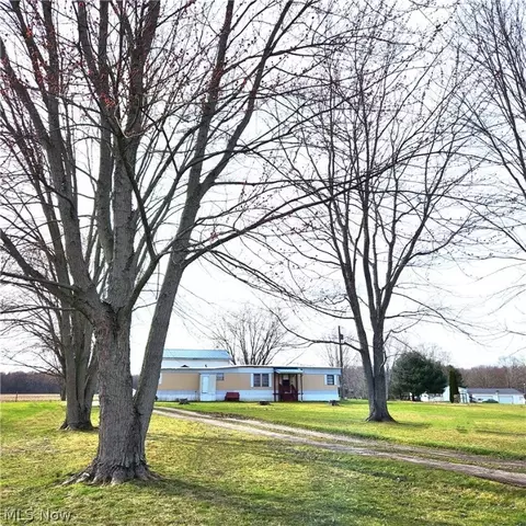 5881 State Route 193, Andover, OH 44003 photo 2