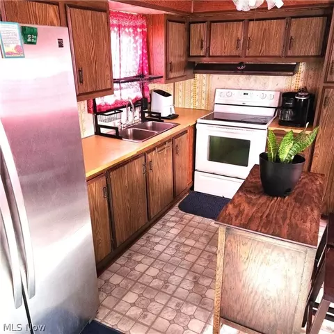 5881 State Route 193, Andover, OH 44003 photo 5
