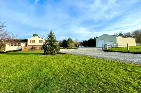9808 State Route 88, Garrettsville, OH 44231