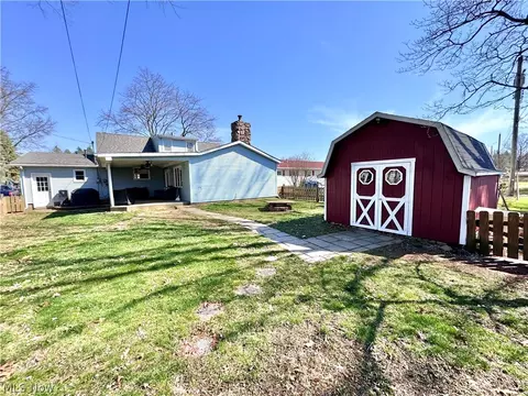 Exterior - 218 Bell Ave, Dover, OH 44622 photo 3 of 9