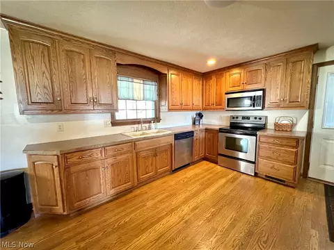 Kitchen - 218 Bell Ave, Dover, OH 44622 photo 1 of 3